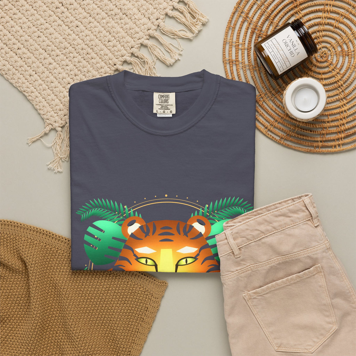 Golden Tiger graphic tee, view 5