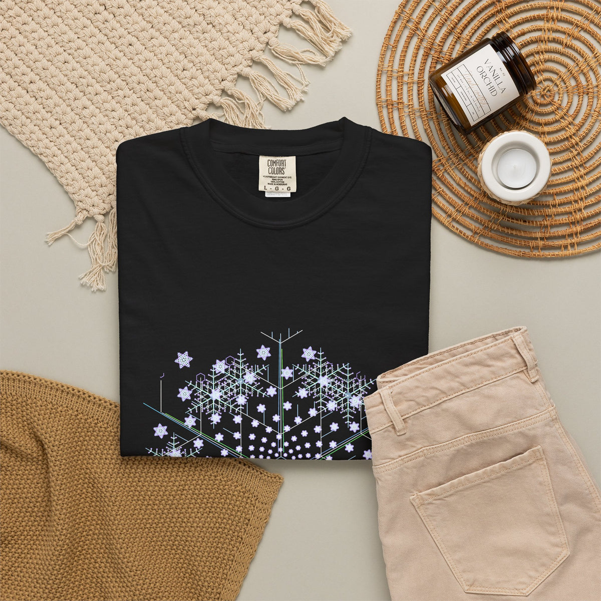 The Snowflake graphic tee, view 3