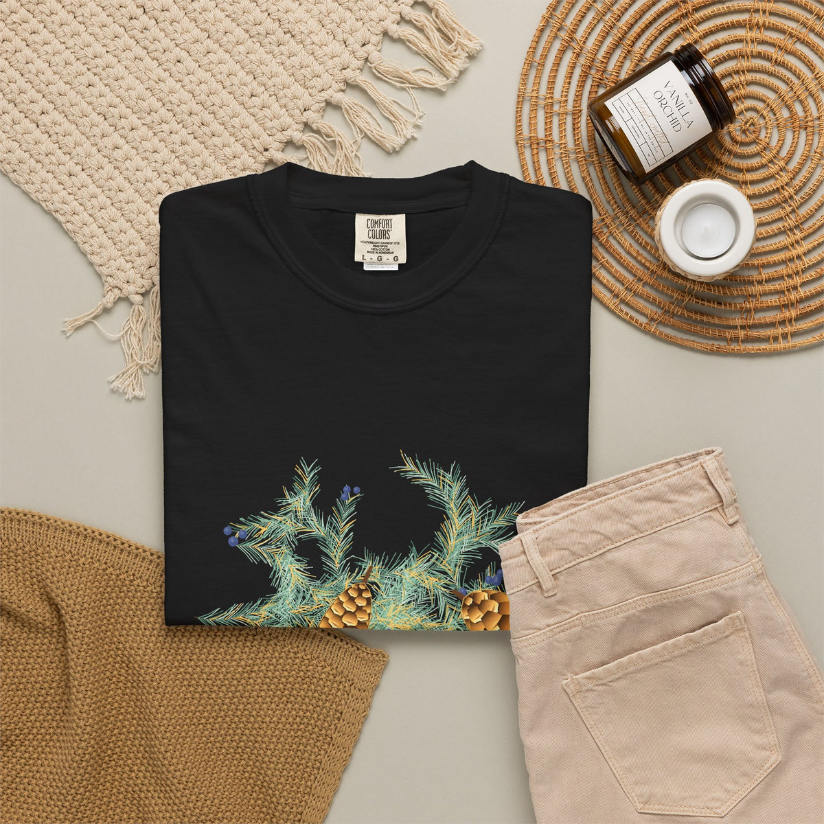Gilded Evergreen graphic tee, view 3