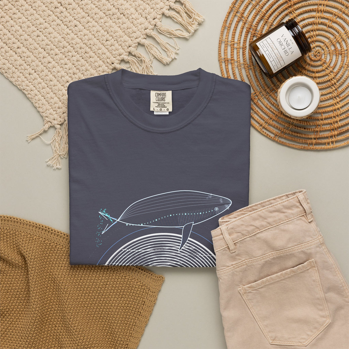 Lost in Infinity graphic tee, view 5