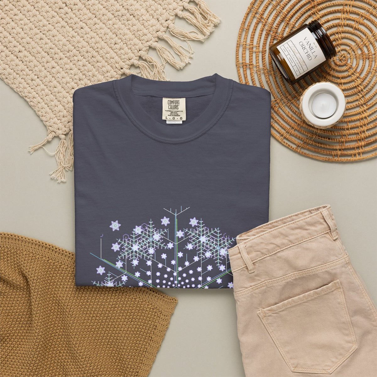 The Snowflake graphic tee, view 5