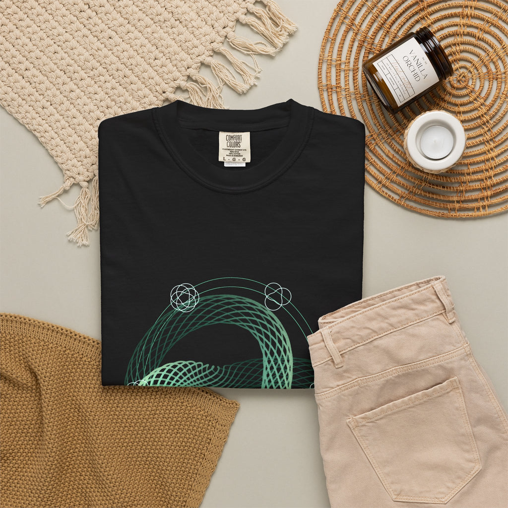 Kelvin's Vortex Atoms graphic tee, view 3